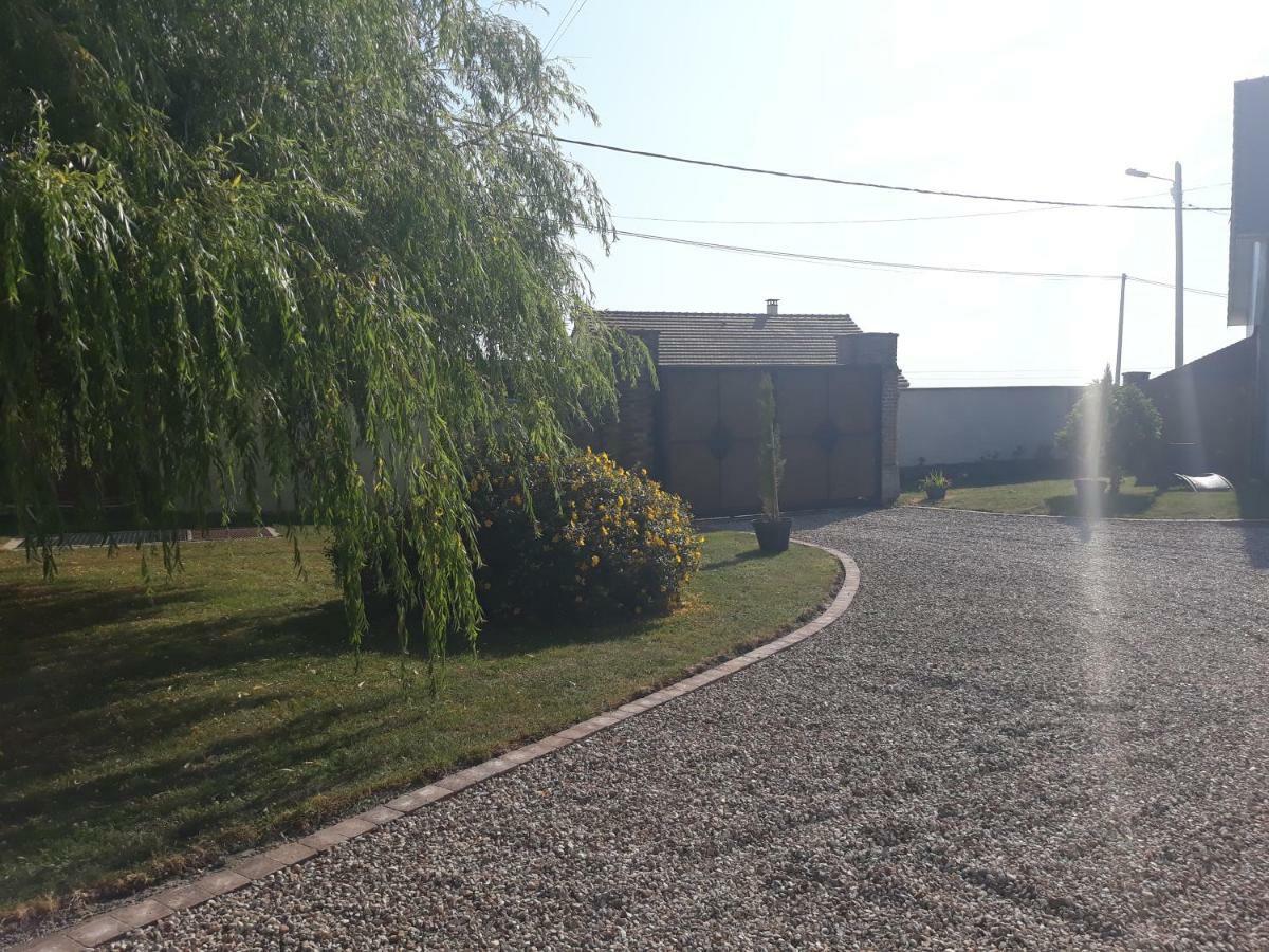 Gite De La Baguelande Les Andelys Exterior foto